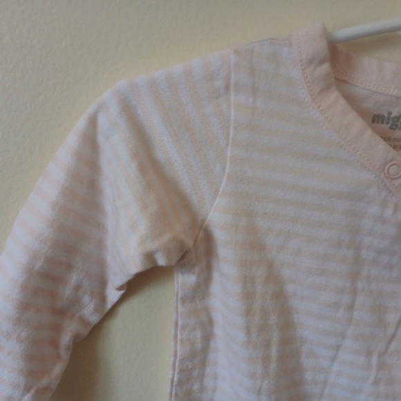 6 Month Girl Long Sleeve Bodysuit - Picture 7 of 10